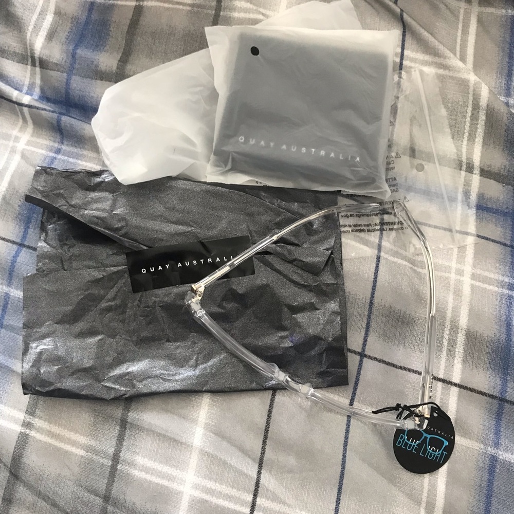 Quay Australia Blue Light Glasses. BNWT